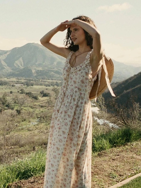 Doen Dresses & Skirts - Doen Floral Ondine Dress in Tuileries
Bloom XS